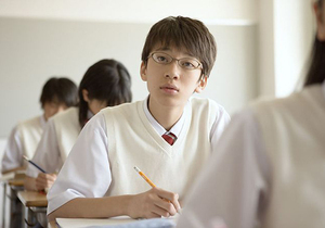 激光治疗近视（飞秒激光 、准分子激光）